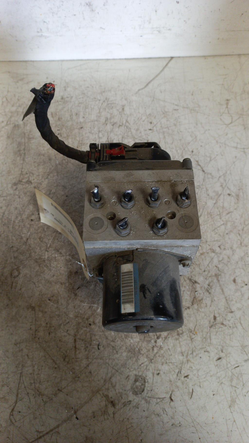 Blocco ABS (antibloccaggio freni) VOLKSWAGEN PASSAT 5 Diésel - 1