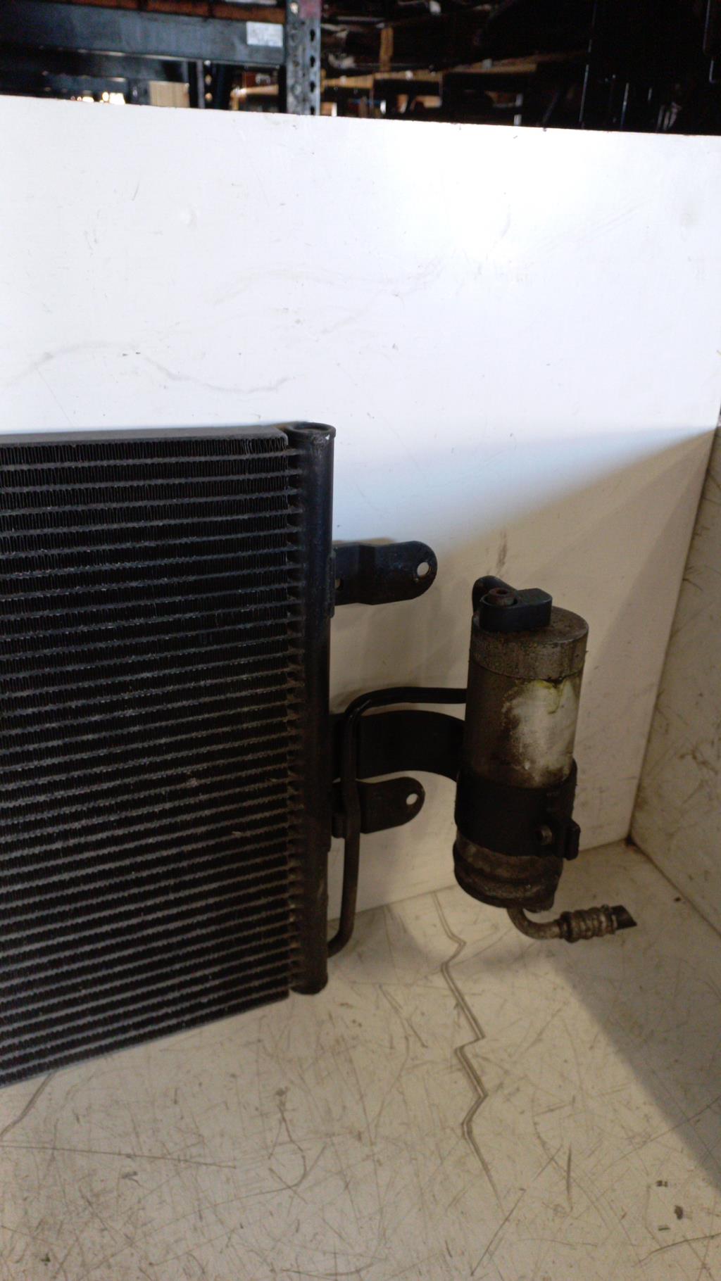 Condensatore clima VOLKSWAGEN GOLF 4 Gasolina - 1