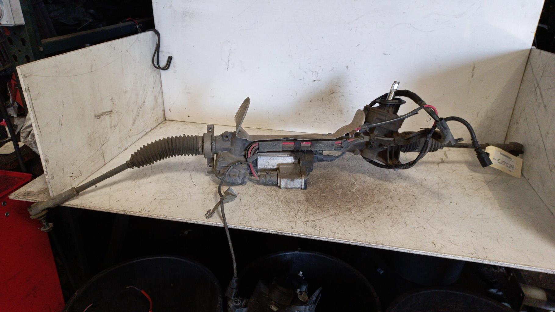 Cremaillere assistee VOLKSWAGEN PASSAT 5 Diesel - 1