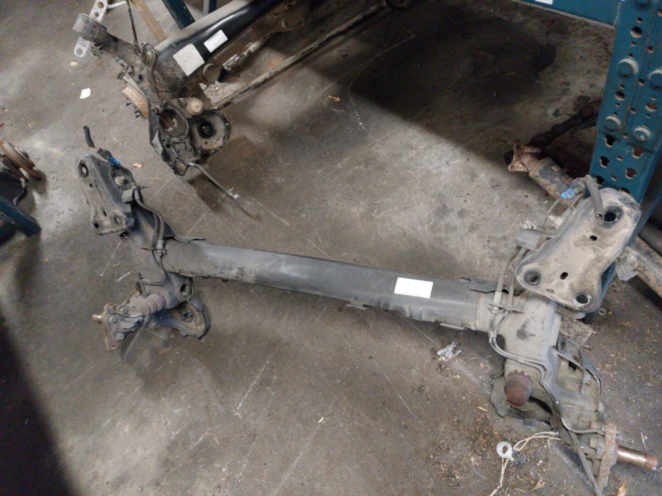 Essieu arriere PEUGEOT 208 1 PHASE 1 Diesel - 1