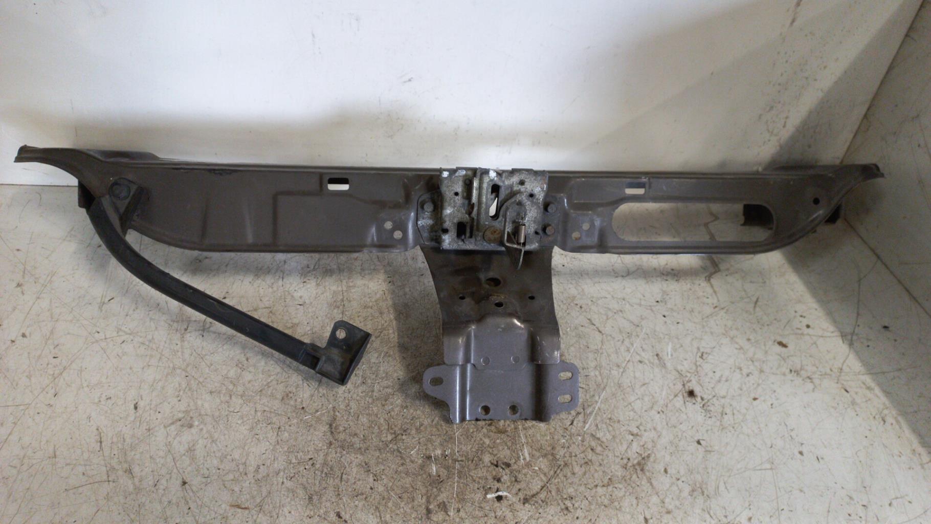 Face avant PEUGEOT 4007 Diesel - 1