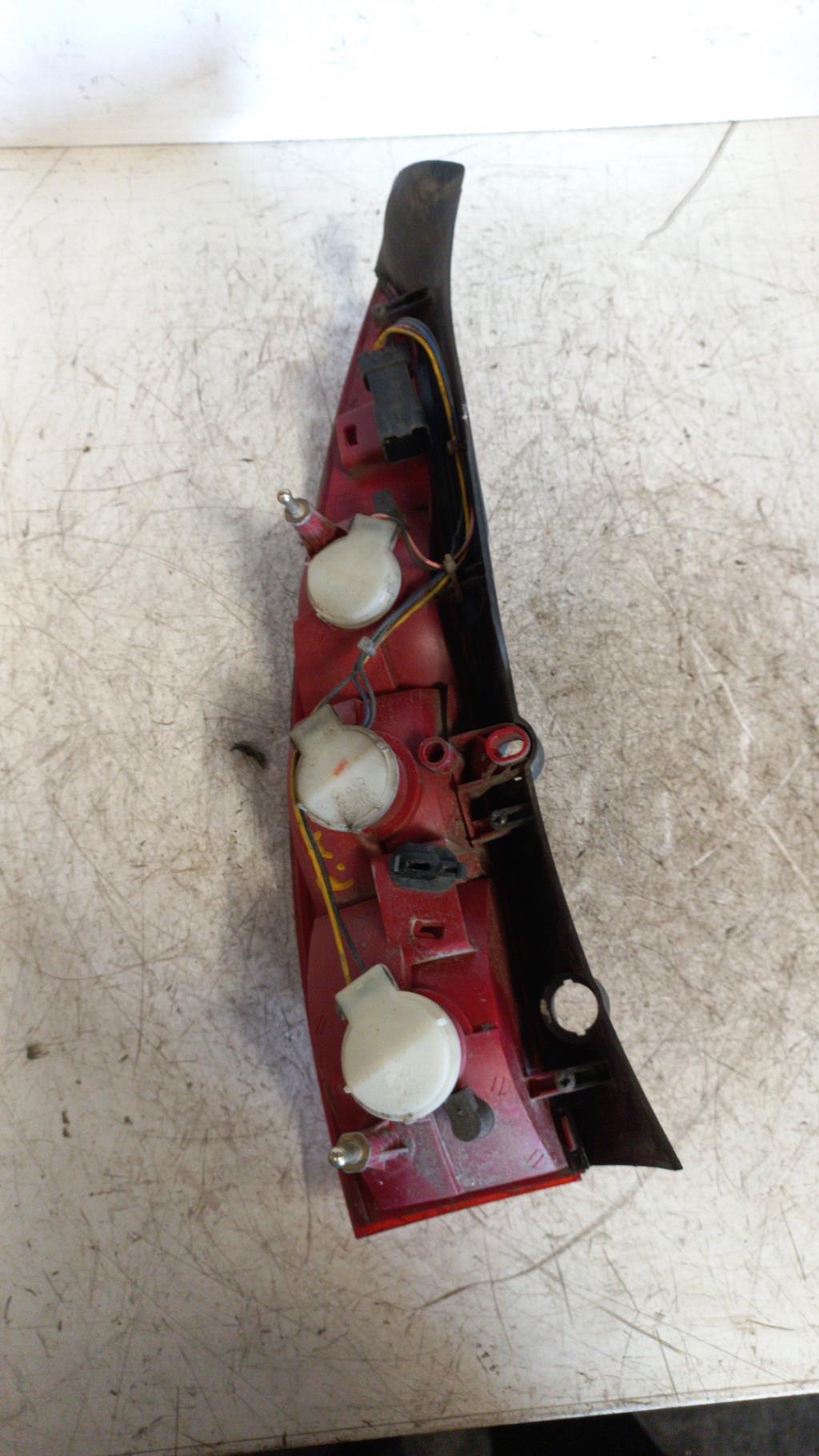 Fanale posteriore principale sinistro (luci) CITROEN C5 1 PHASE 1 BREAK Diésel - 1