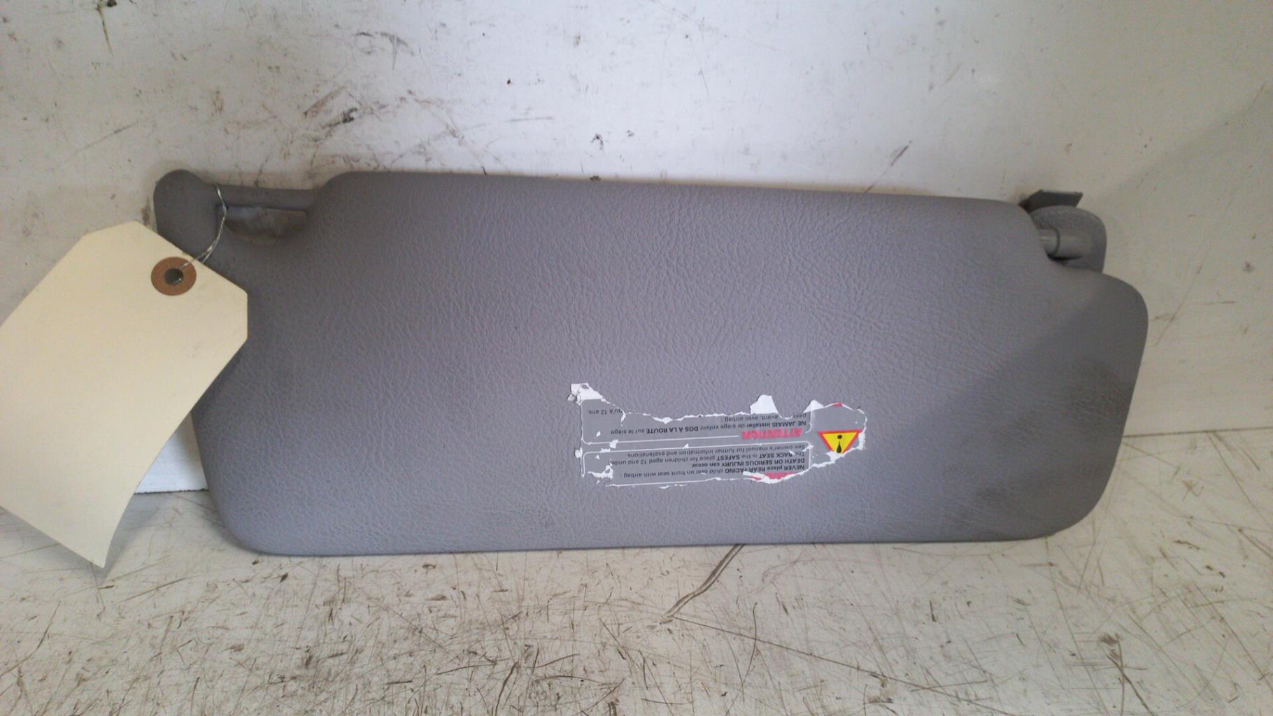Pare soleil gauche RENAULT CLIO 2 PHASE 1 Essence - 1