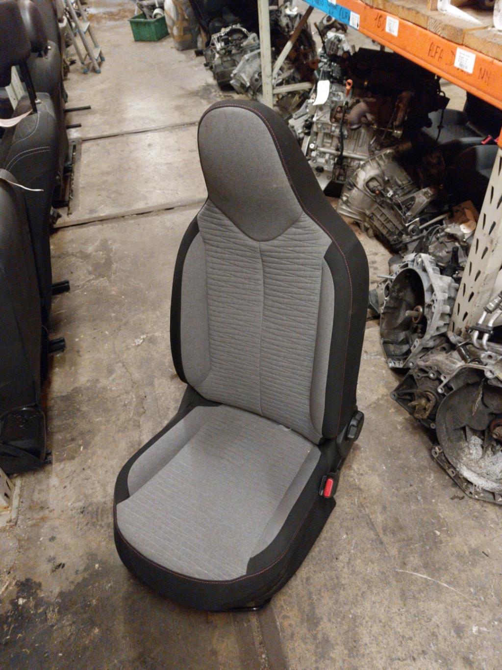 Siege avant droit CITROEN C1 2 Essence - 1