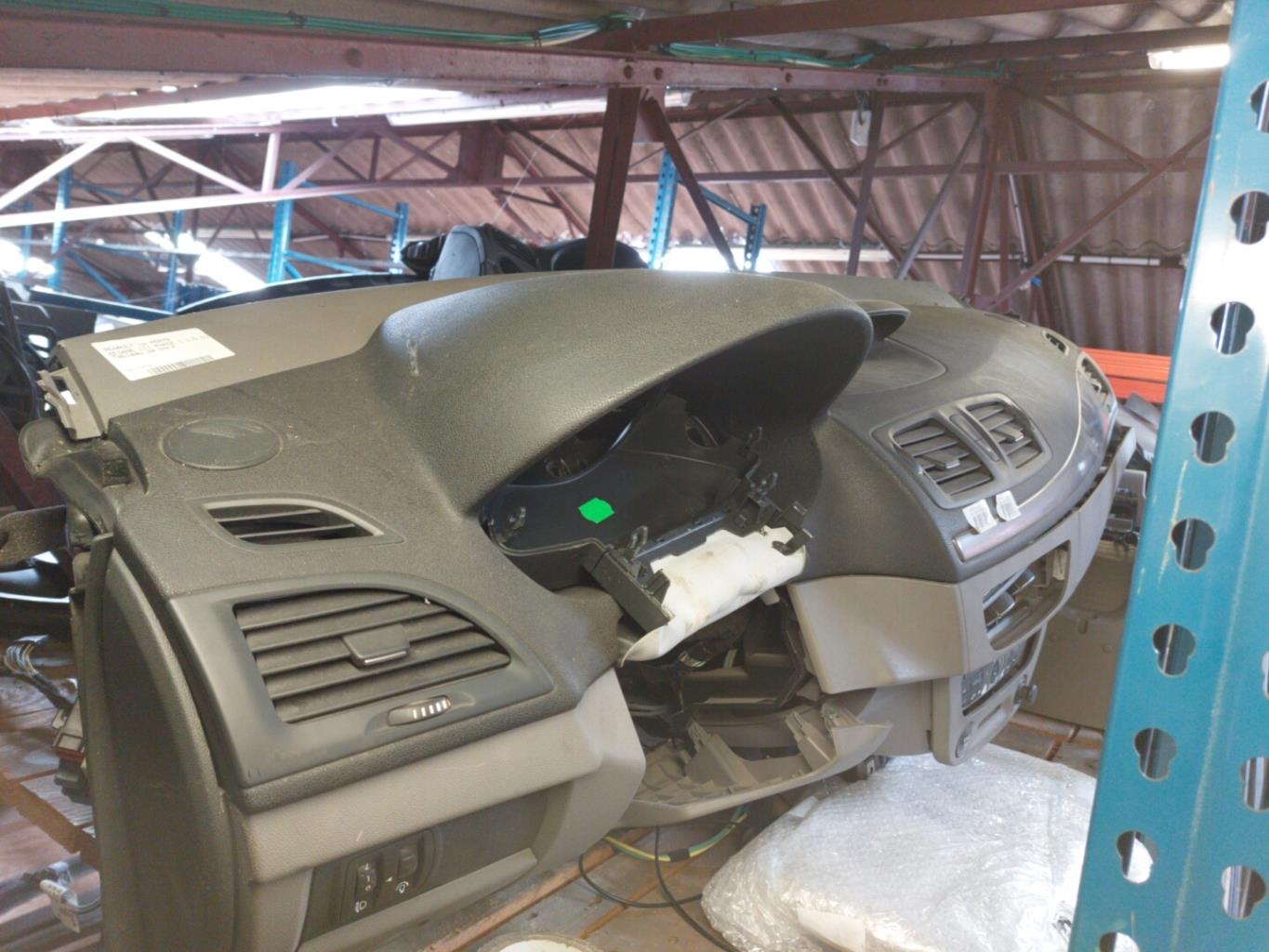 Tableau de bord RENAULT MEGANE 3 PHASE 1 Diesel - 1