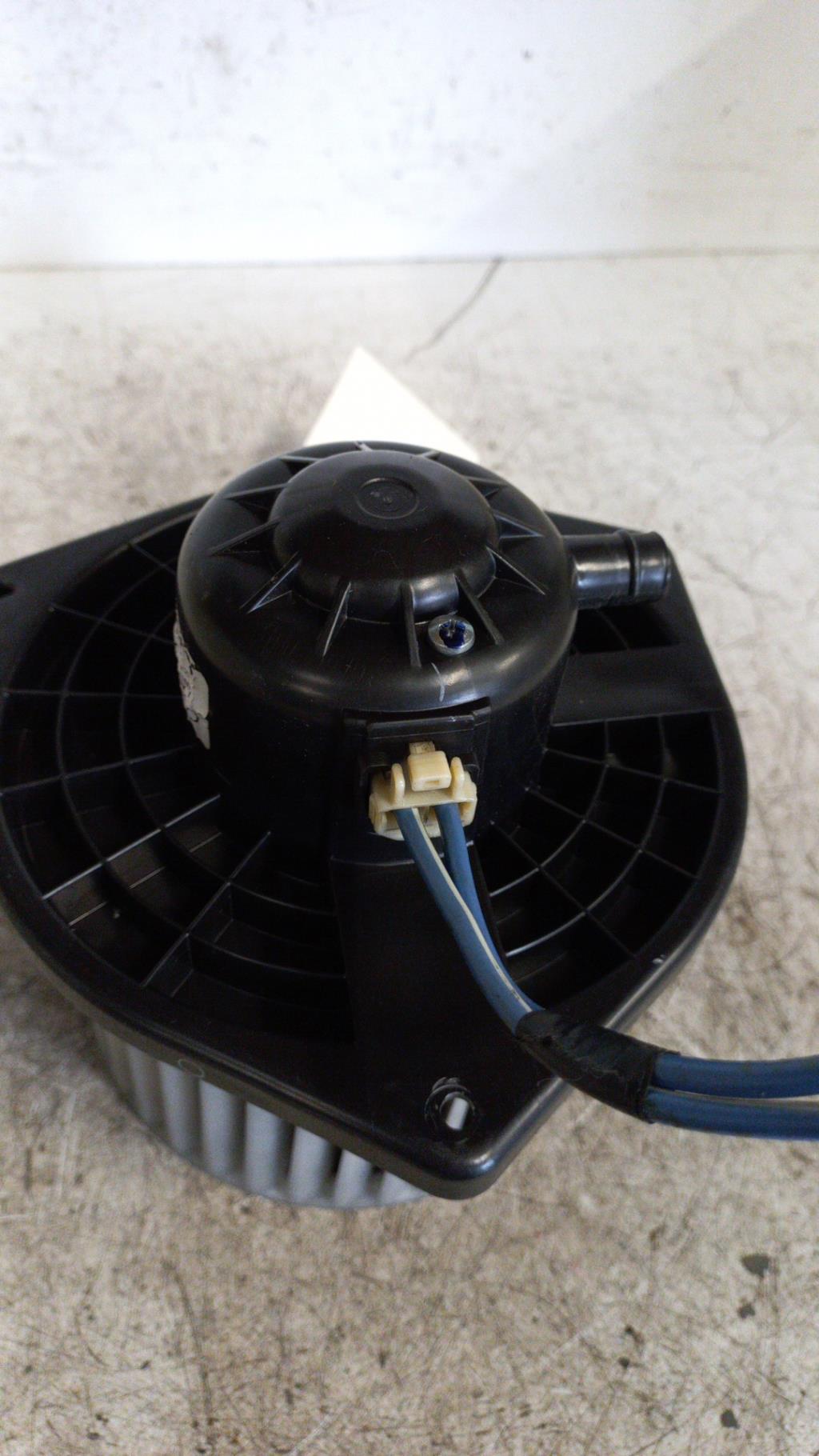 Ventilateur chauffage PEUGEOT 4007 Diesel - 1