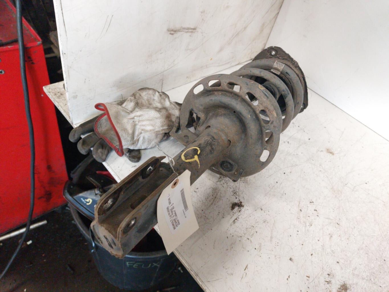 Ammortizzatore anteriore sinistro RENAULT MEGANE 3 PHASE 1 BREAK  - 1