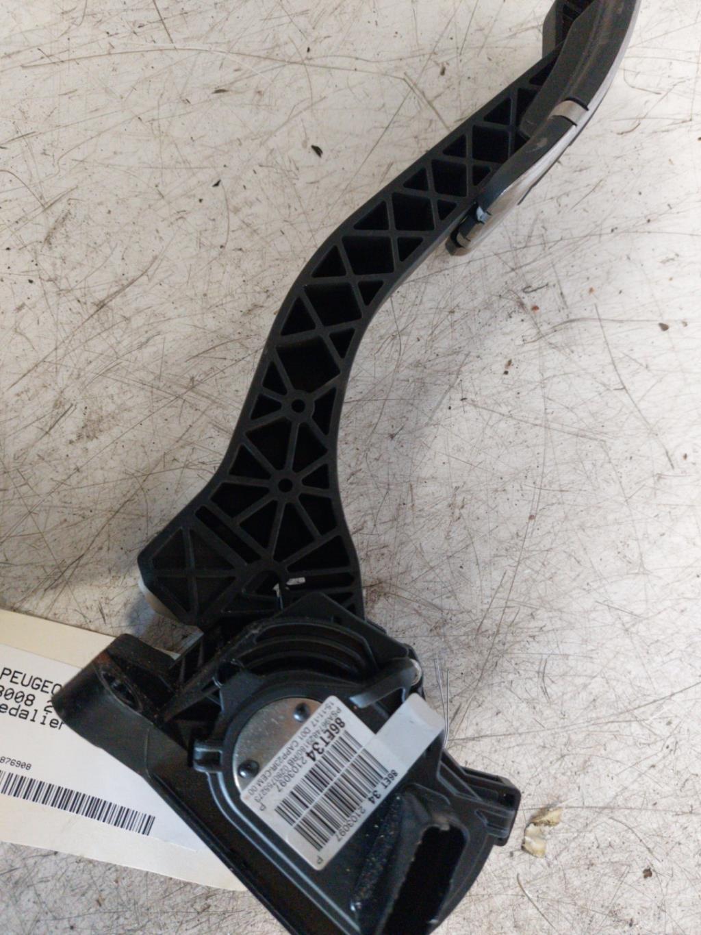 Pedale acceleratore PEUGEOT 3008 2 PHASE 1 Diésel - 1