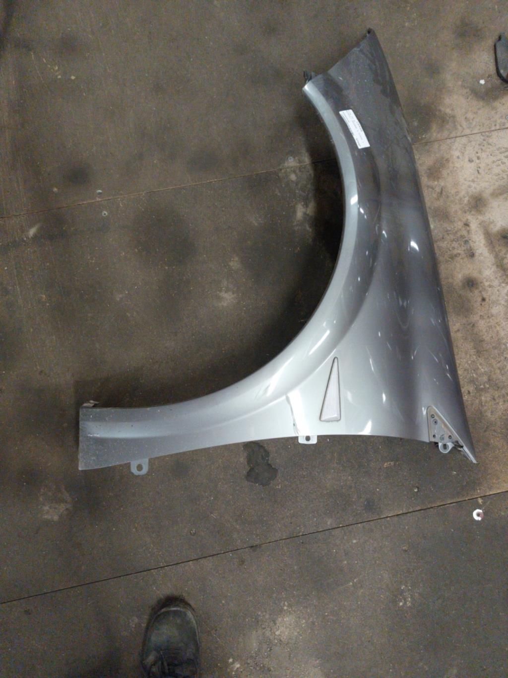 Aile avant gauche RENAULT MEGANE 2 PHASE 1 Diesel - 1