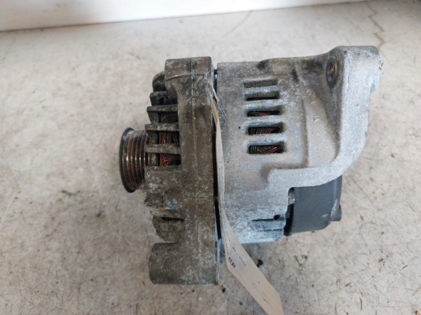 Alternatore BMW SERIE 1 E81 Diésel - 1