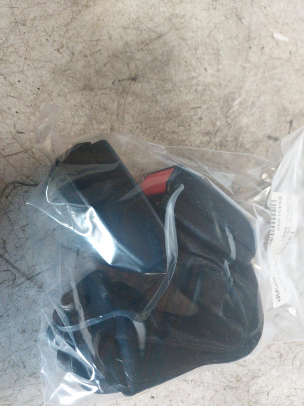 Aggancio cintura sicurezza posteriore destro PEUGEOT 206+ Gasolina - 1