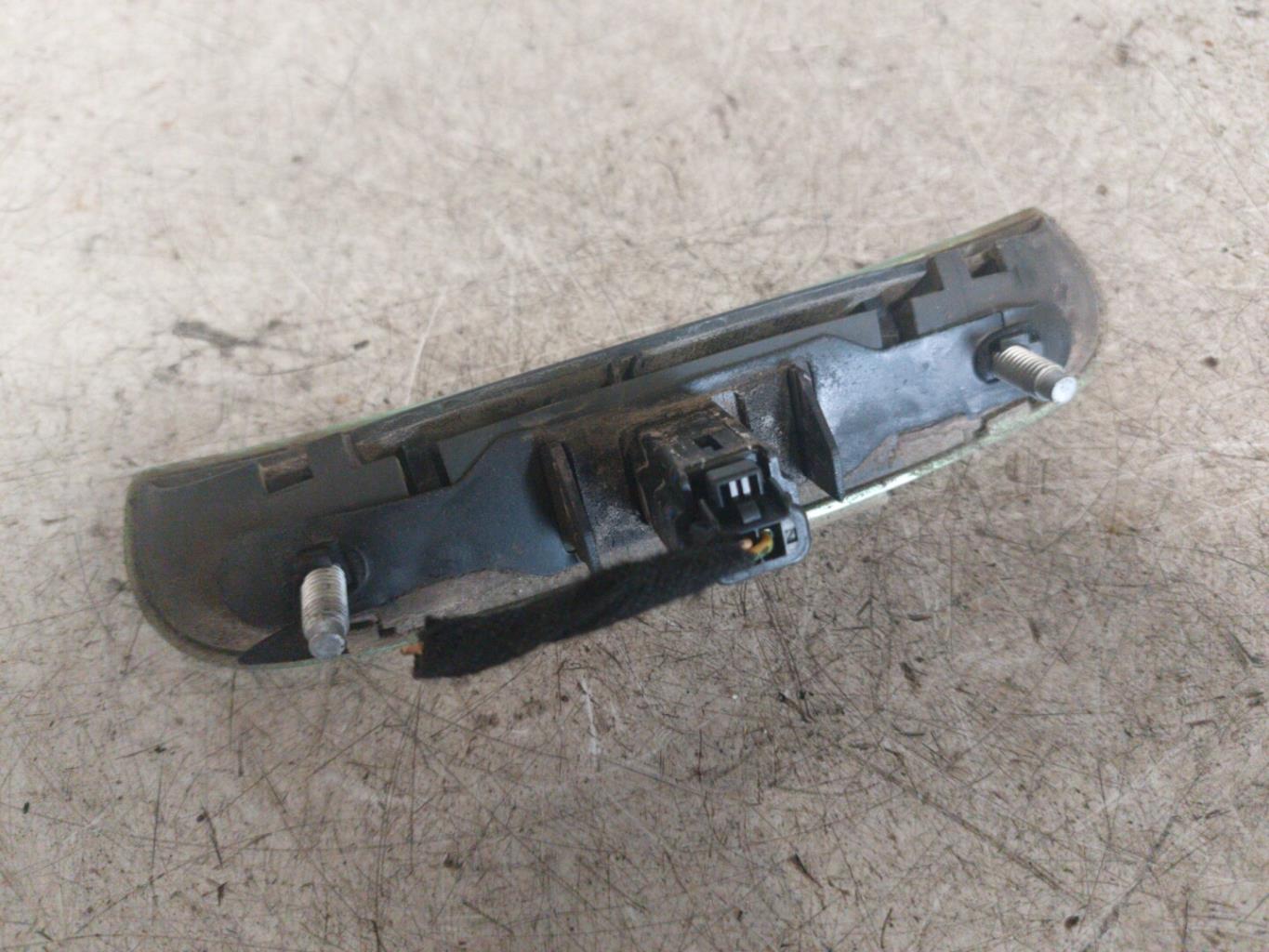 Pulsante del bagagliaio PEUGEOT 307 PHASE 1 Diésel - 1