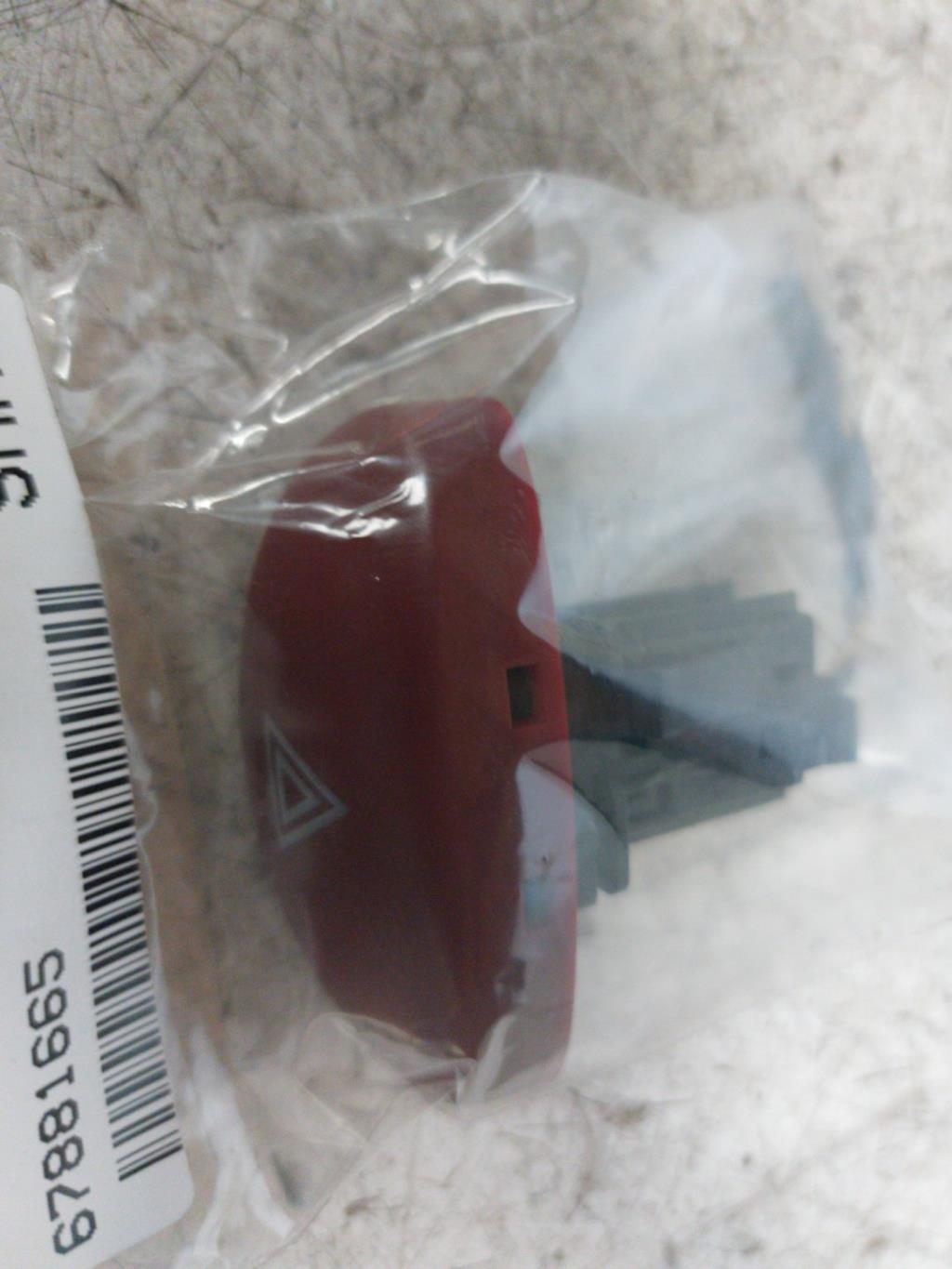 Bouton de warning PEUGEOT 206 PHASE 2 Essence - 1