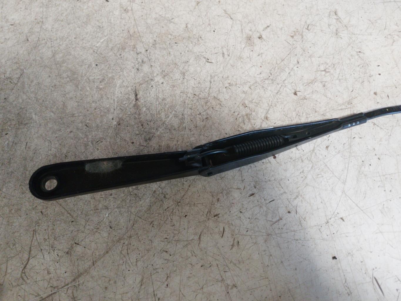 Braccio tergicristallo anteriore sinistro FORD FIESTA 6 PHASE 1 Diésel - 1