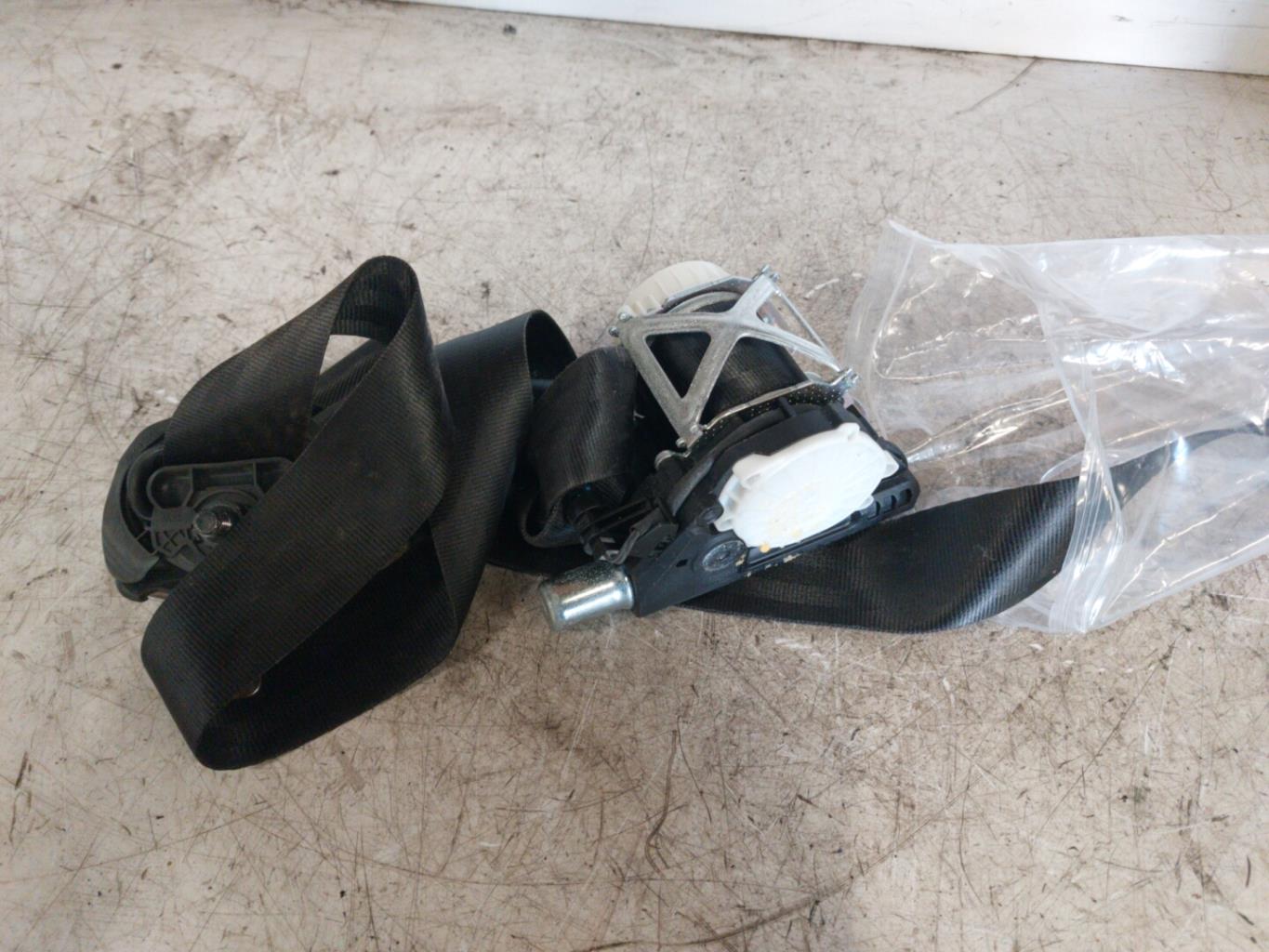 Cintura di sicurezza anteriore destra CITROEN C5 2 Diésel - 1