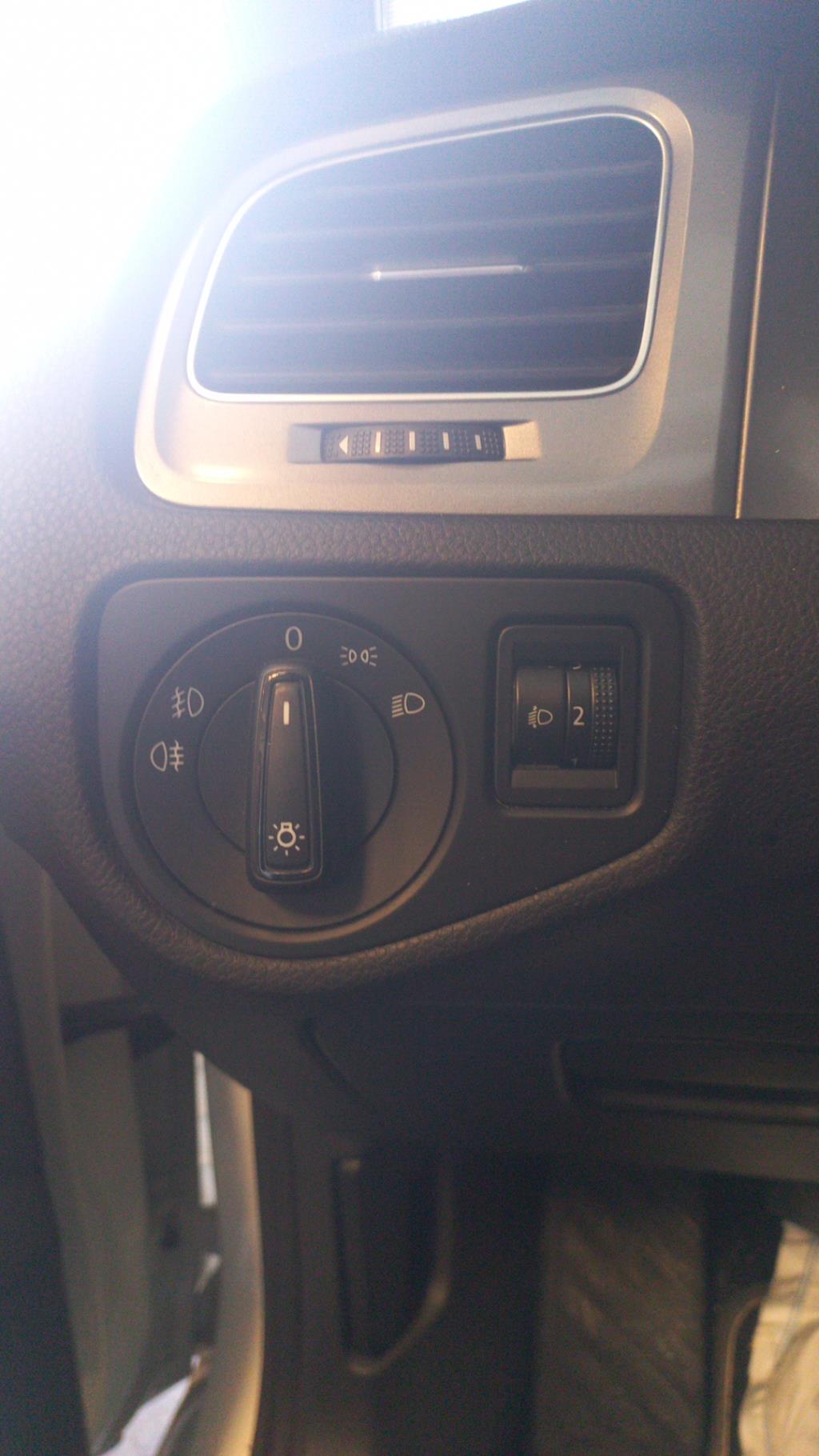 Commande de phare VOLKSWAGEN GOLF 7 PHASE 1  - 1