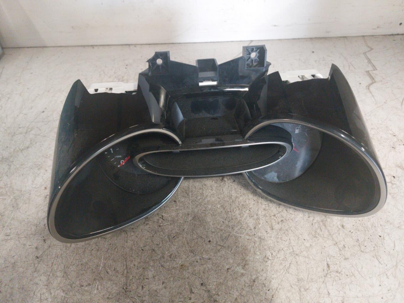 Compteur RENAULT CLIO 4 PHASE 2  - 1