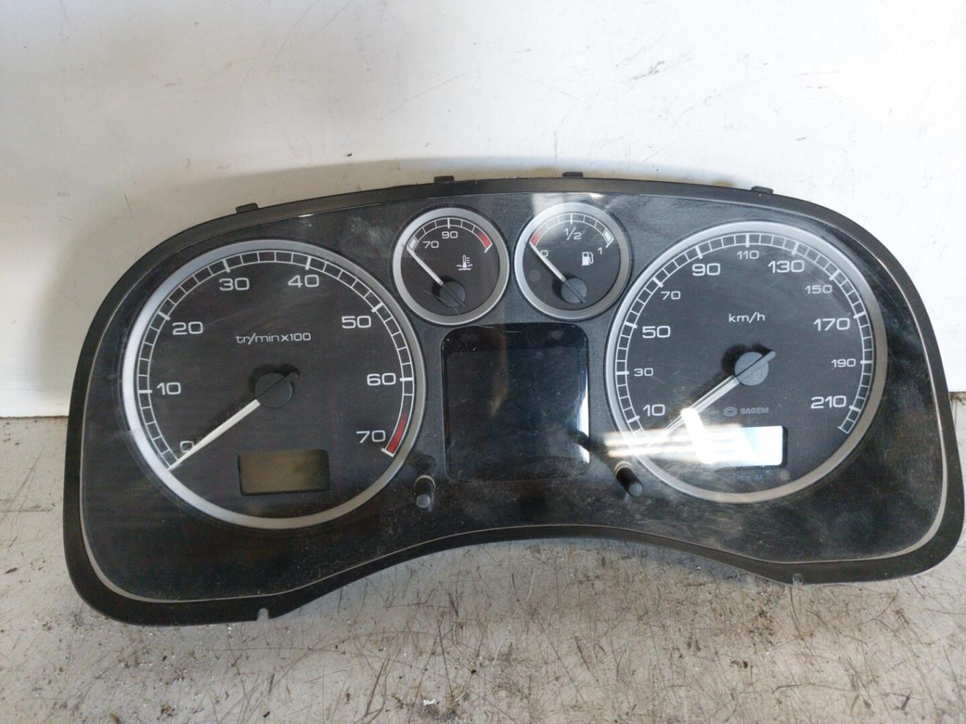 Compteur PEUGEOT 307 PHASE 1 Essence - 1