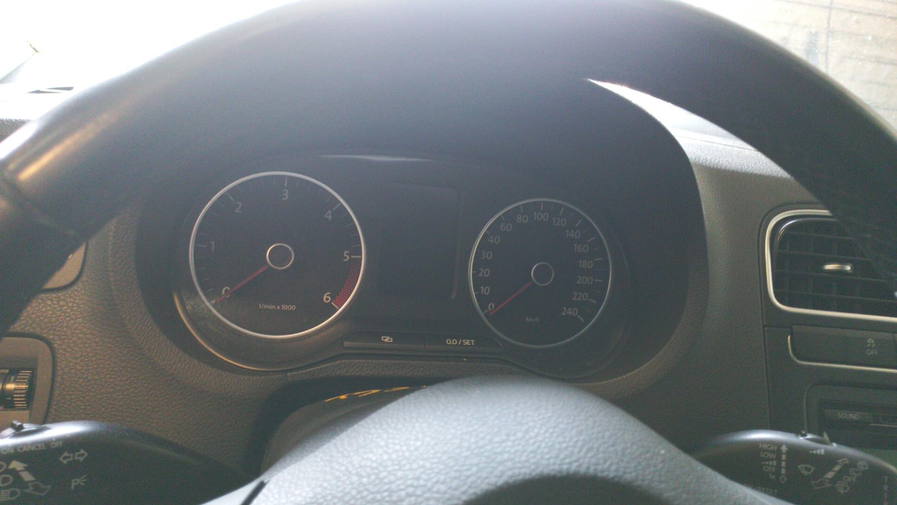 Compteur VOLKSWAGEN POLO 5 PHASE 1 Diesel - 1