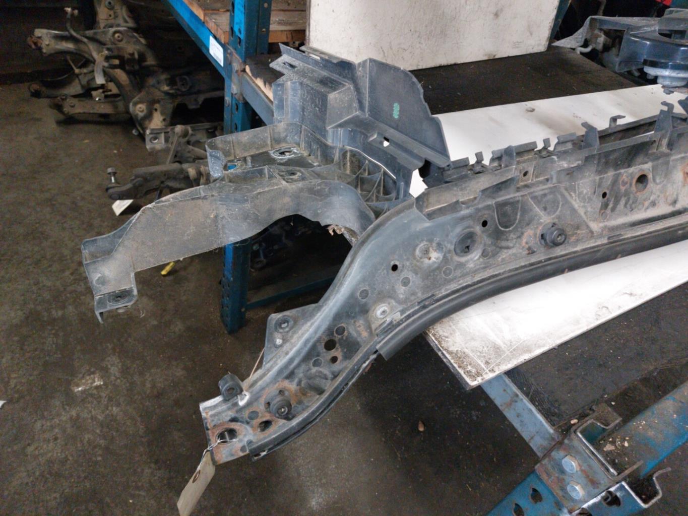 Face avant RENAULT MEGANE 2 PHASE 1 Diesel - 1