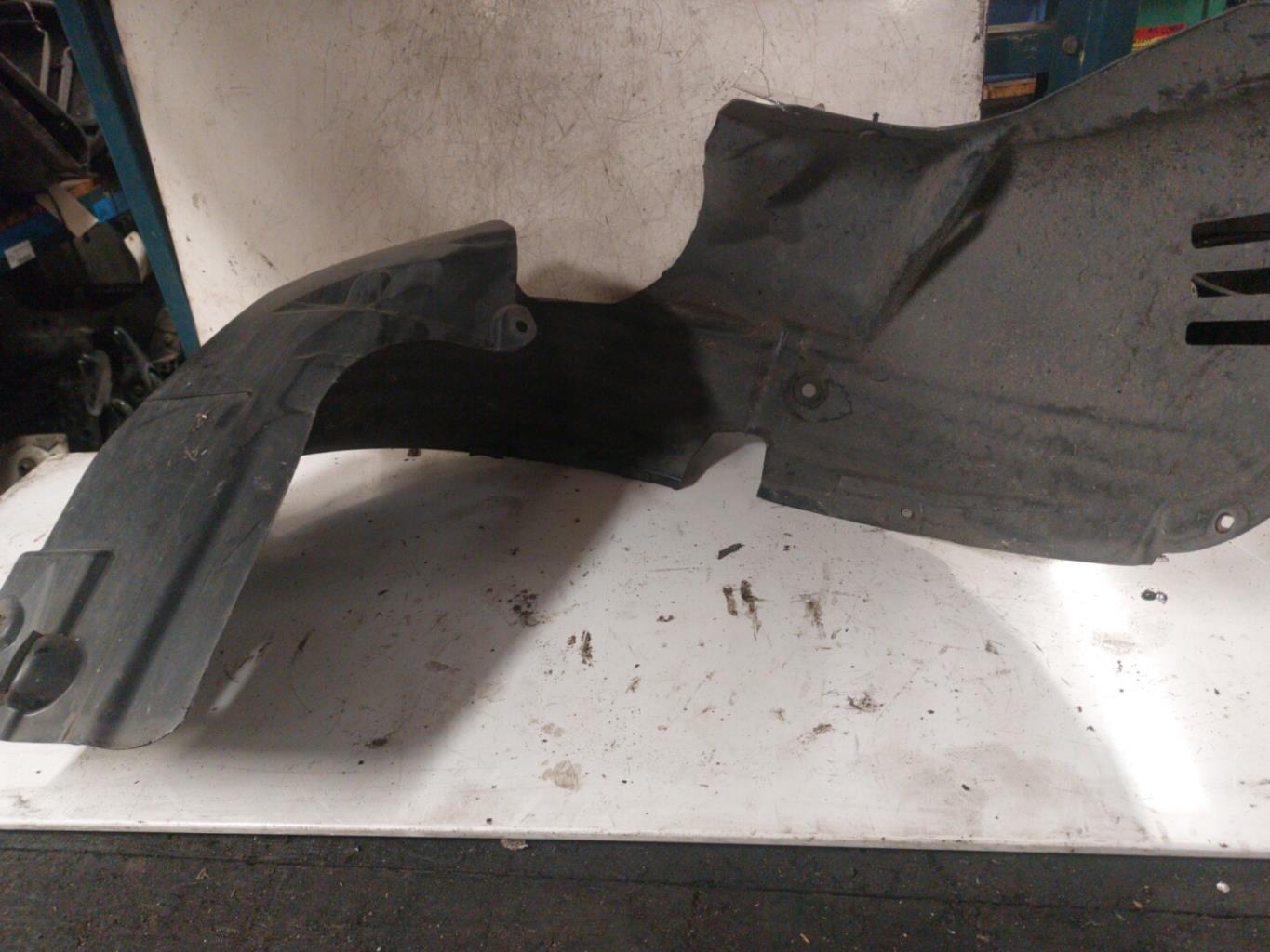 Parasale anteriore sinistro FORD FIESTA 6 PHASE 1 Diésel - 1