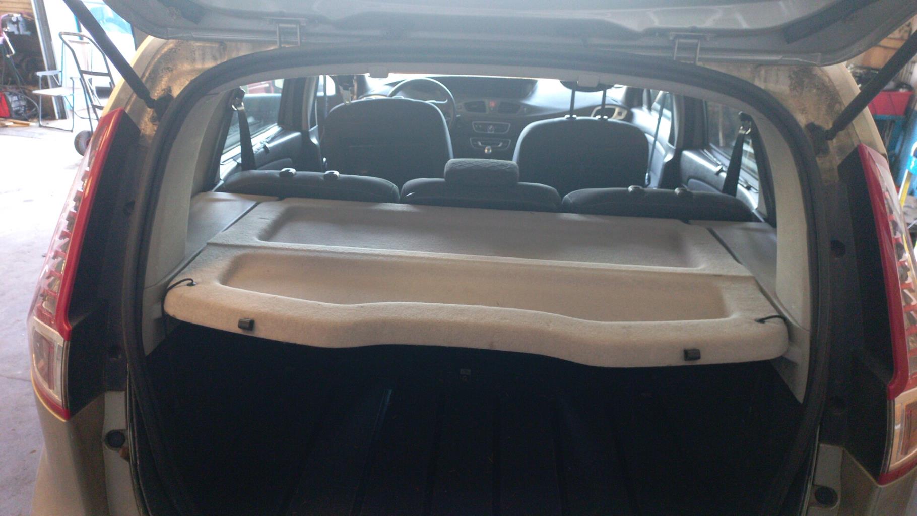 Plage arriere RENAULT SCENIC 3 PHASE 1 Diesel - 1