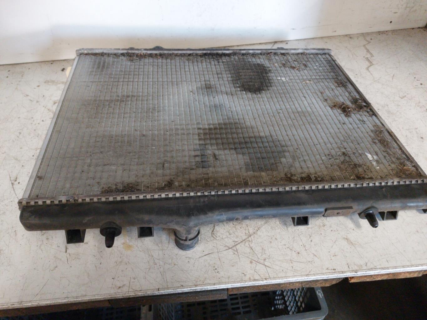 Radiateur eau PEUGEOT 307 PHASE 1 Essence - 1