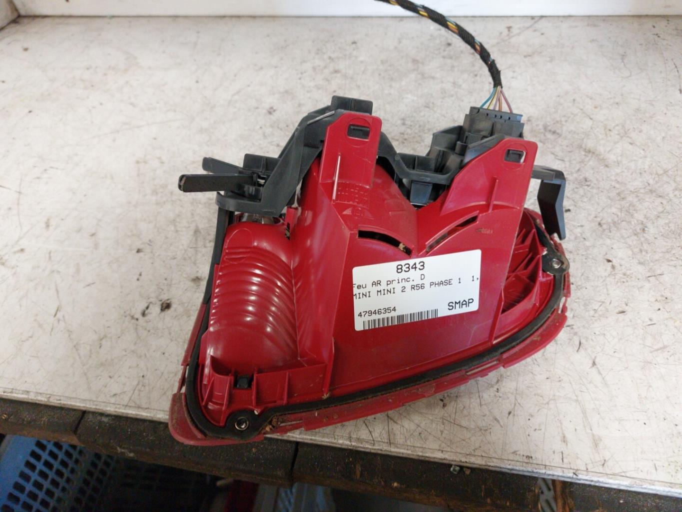 Fanale posteriore principale destro (luci) MINI MINI 2 R56 PHASE 1 Diésel - 1