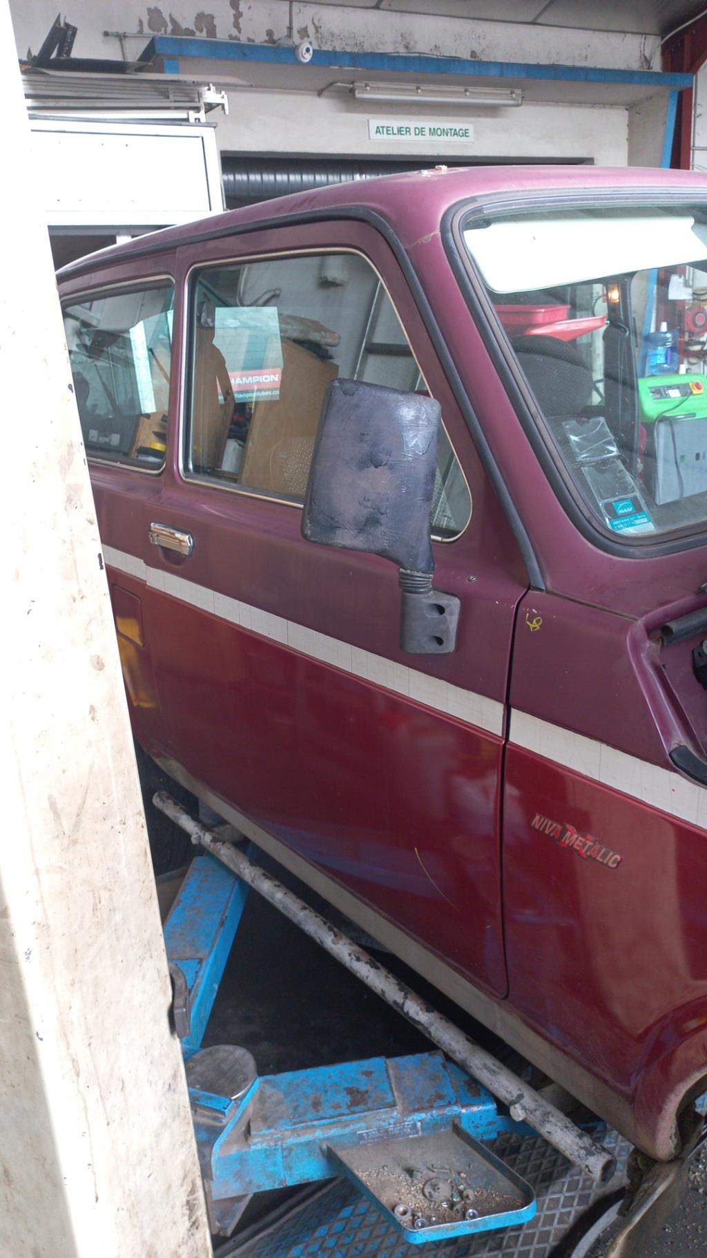 Porte avant droit LADA NIVA PHASE 2  - 1