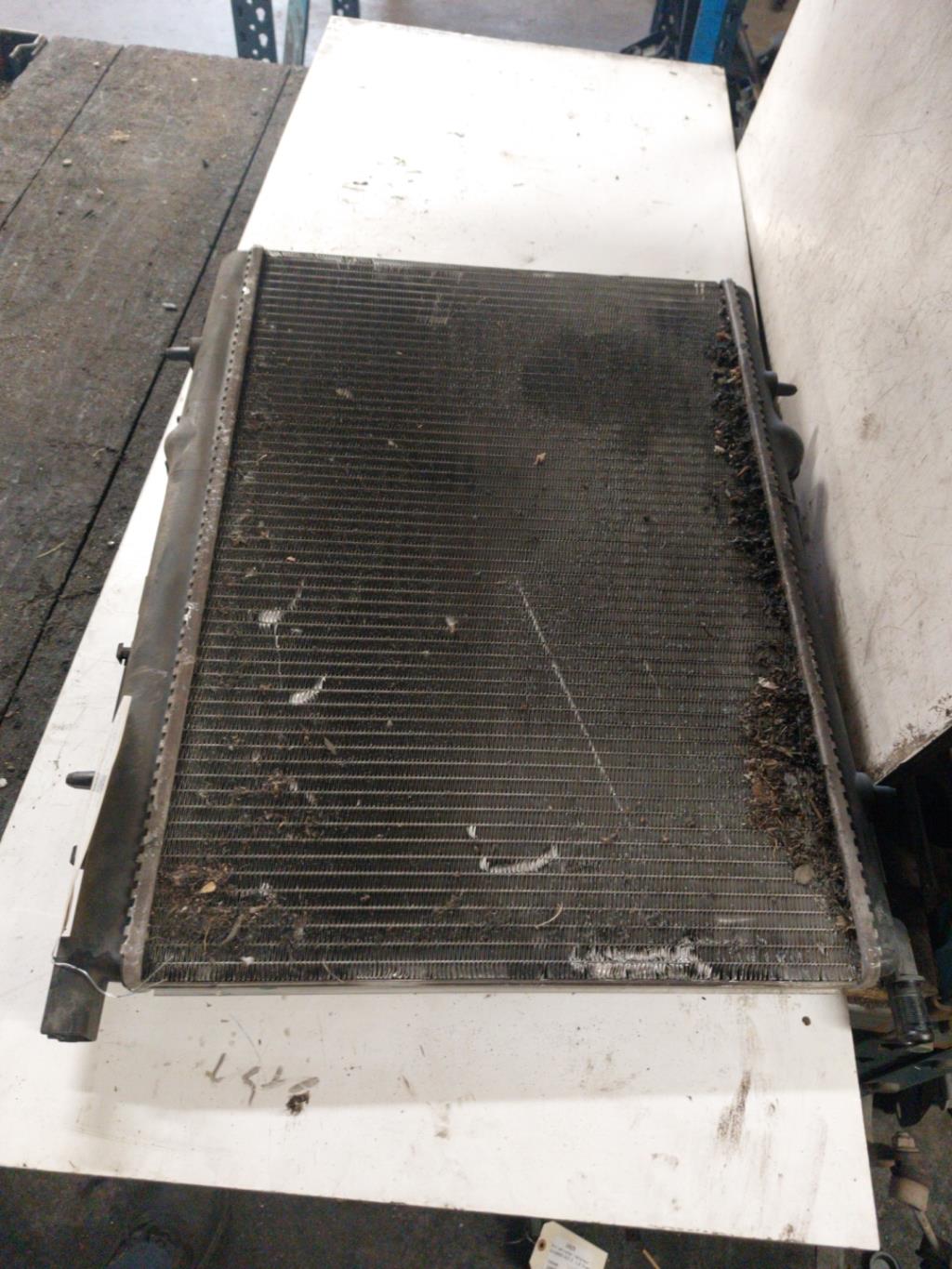 Radiateur eau PEUGEOT 307 PHASE 1 Diesel - 1