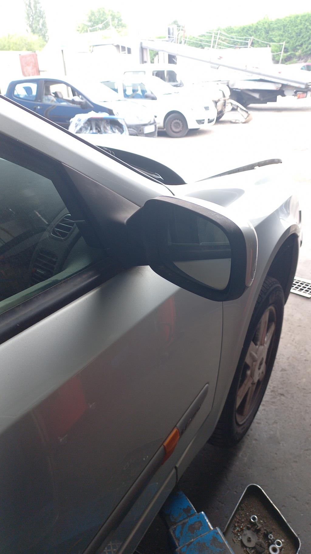 Retrovisor derecho RENAULT LAGUNA 2 PHASE 1 BREAK  - 1