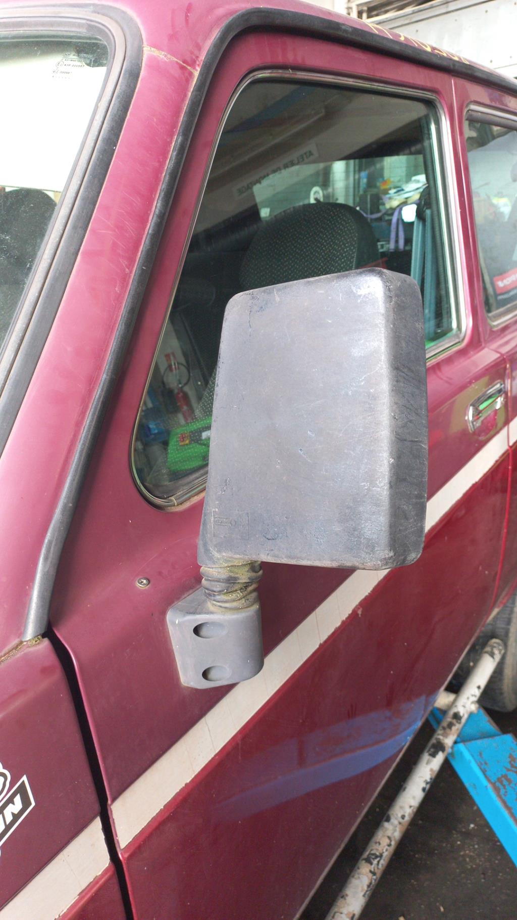 Retrovisor izquierdo LADA NIVA PHASE 2  - 1