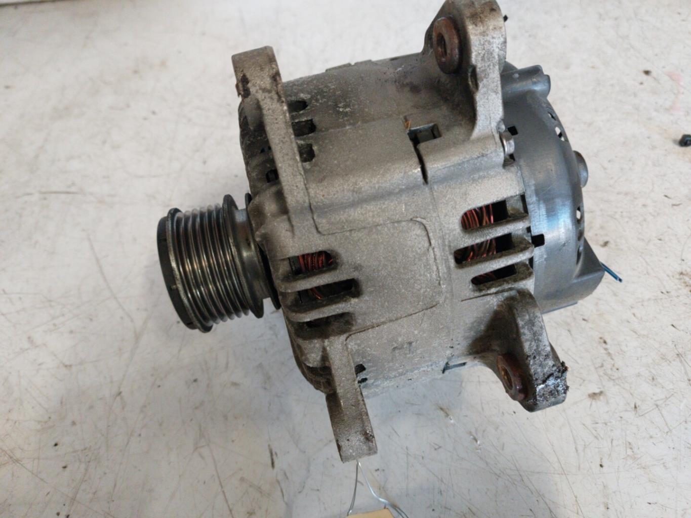 Alternatore AUDI A4 2 AVANT PHASE 1 BREAK Diésel - 1