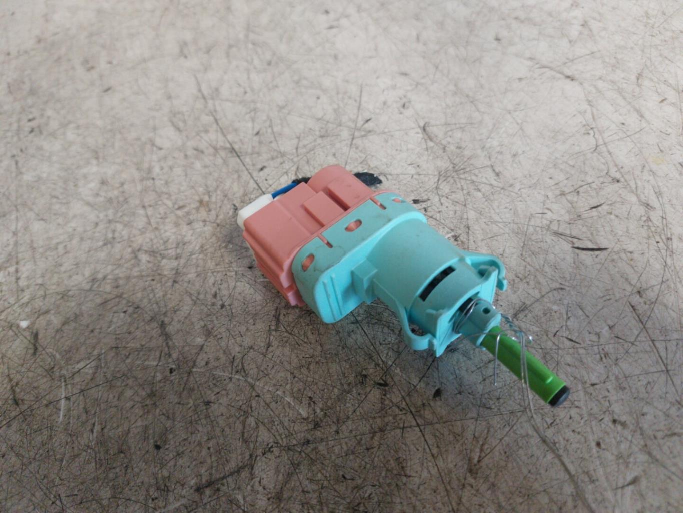 Contattore luce stop PEUGEOT BOXER 3 PHASE 2 Diésel - 1