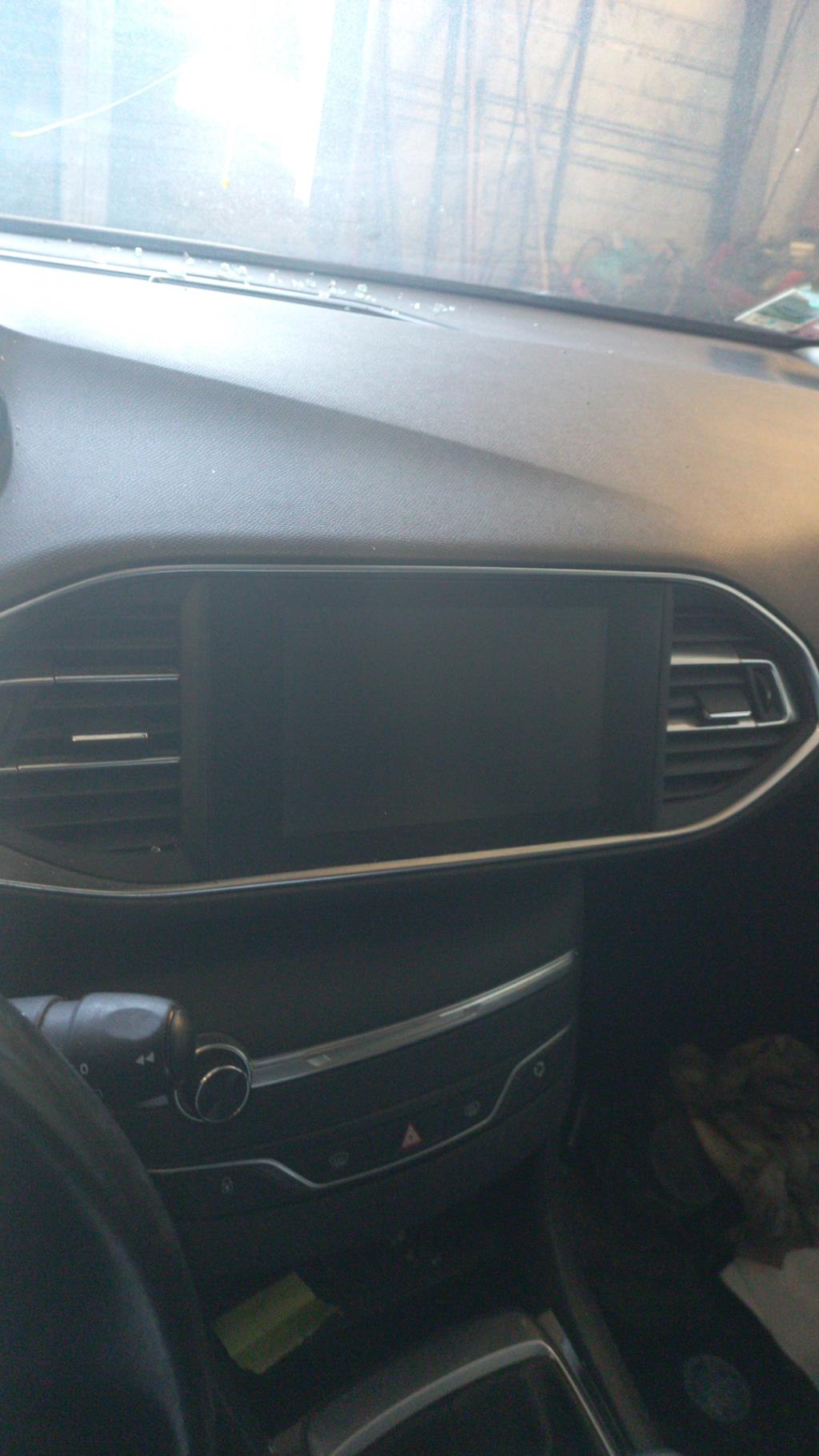 Schermo GPS PEUGEOT 308 2 SW PHASE 1 BREAK Diésel - 1