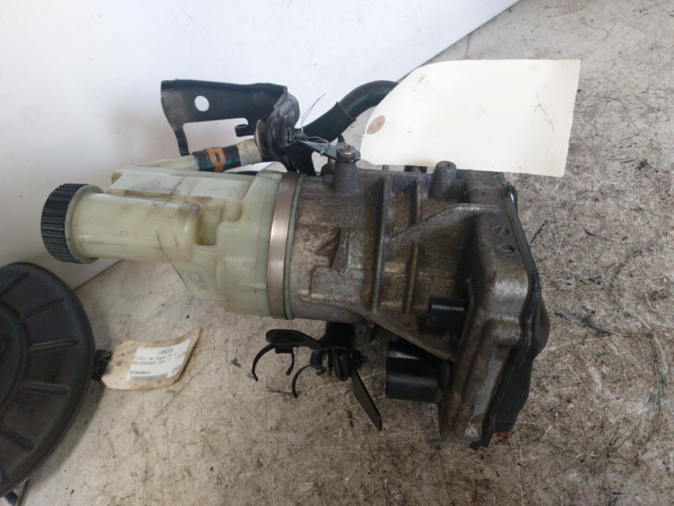 Pompe de direction NISSAN INTERSTAR 2 Diesel - 1