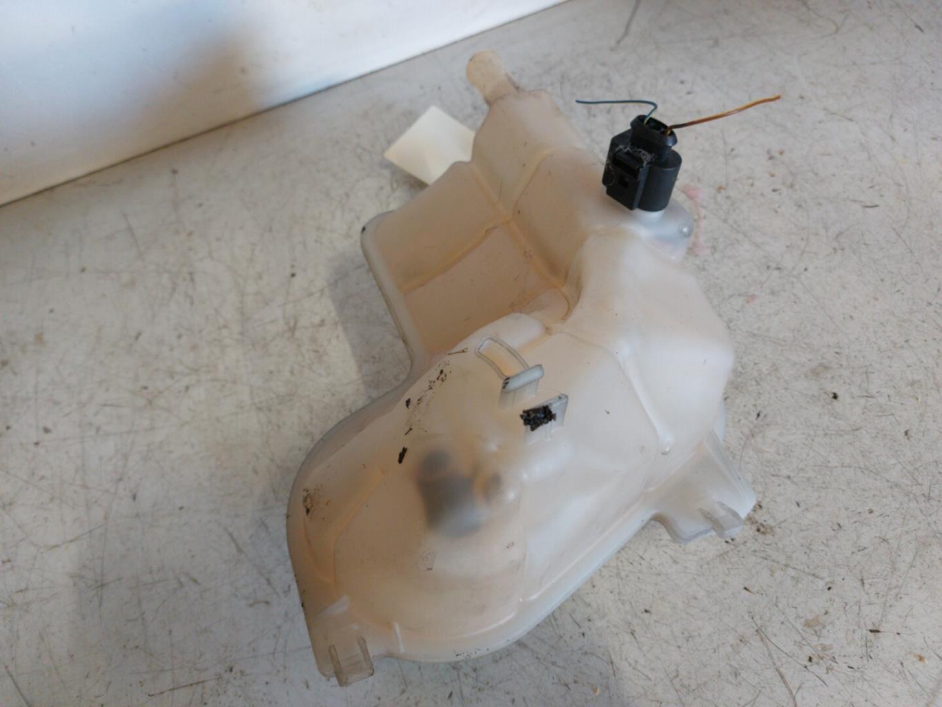 Vase d'expansion AUDI A4 2 AVANT PHASE 1 BREAK Diesel - 1