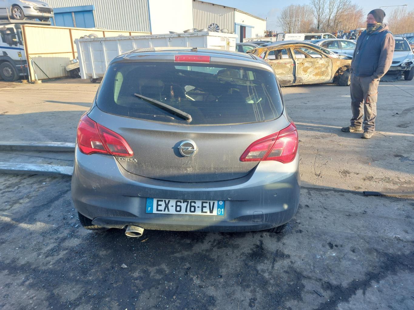 Moteur OPEL CORSA E Essence - 1