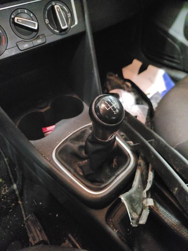 Pomello del cambio VOLKSWAGEN POLO 5 PHASE 2 Diésel - 1
