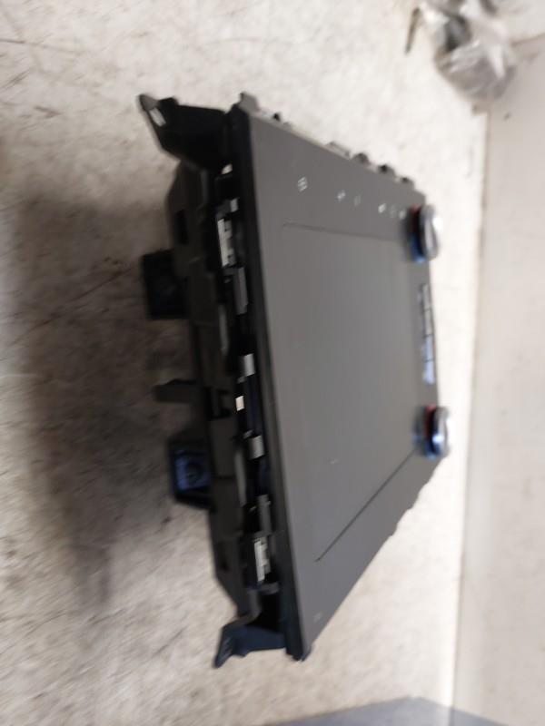 Autoradio RENAULT MEGANE 4 PHASE 1 Diesel - 1