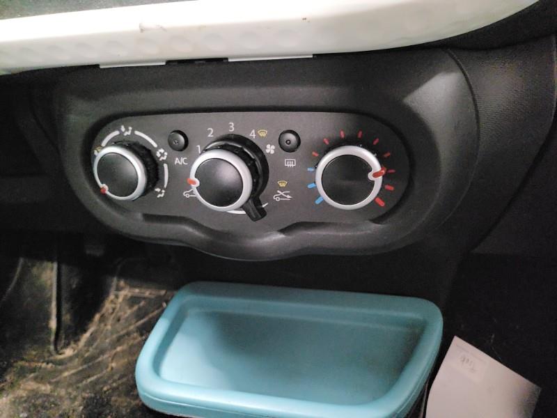 Commande chauffage RENAULT TWINGO 3 PHASE 1 Essence - 1