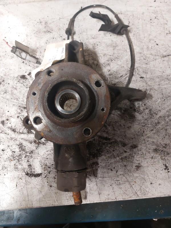 Fuso a snodo anteriore sinistro CITROEN C4 PICASSO 1 Gasolina - 1