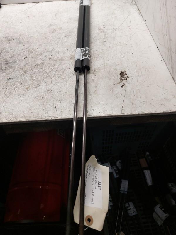 Molla a gas bagagliaio SEAT TOLEDO 3 Diésel - 1