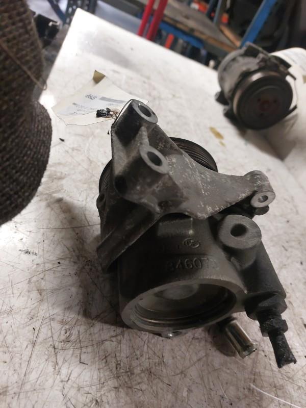 Pompe de direction RENAULT ESPACE 3 Diesel - 1
