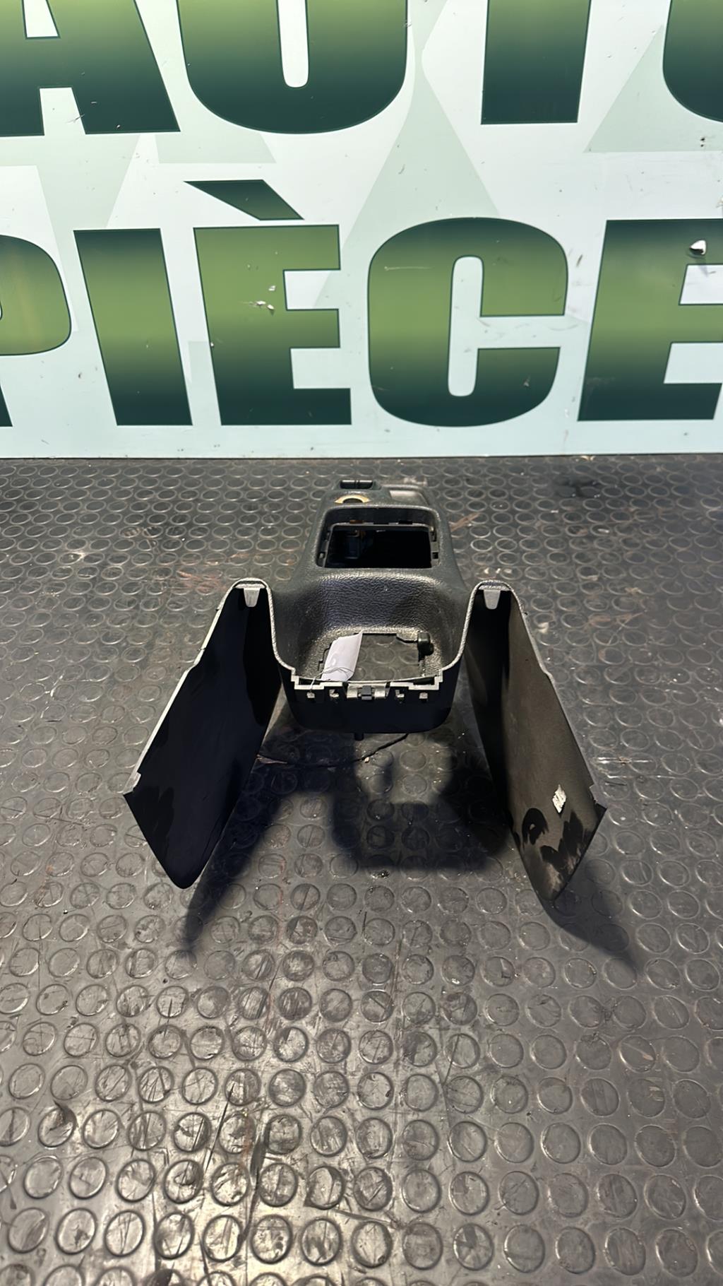 Console central (interieur plastique) PEUGEOT 206 PHASE 2 Diesel - 1