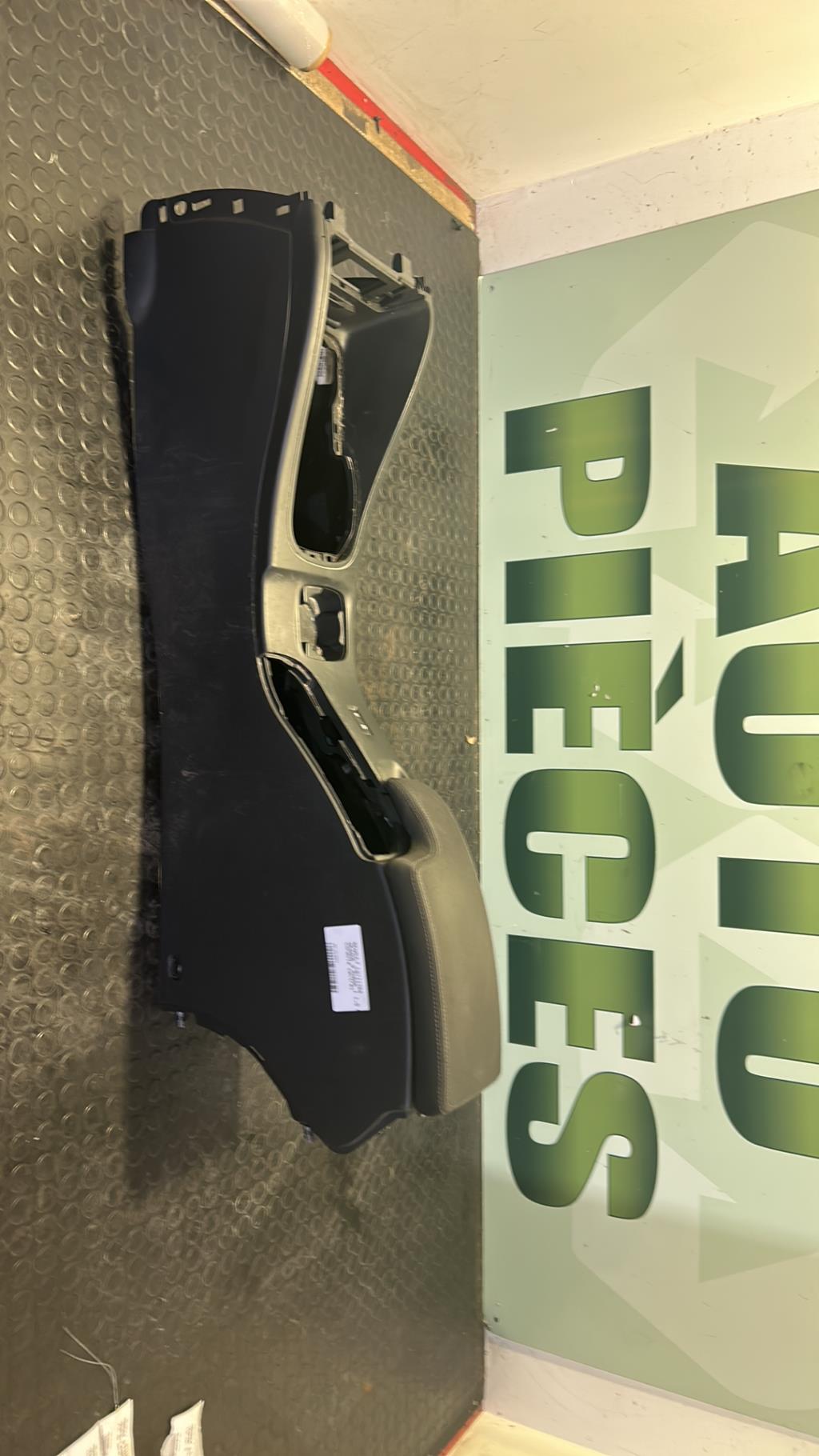 Console central (interieur plastique) RENAULT MEGANE 3 PHASE 1 Diesel - 1