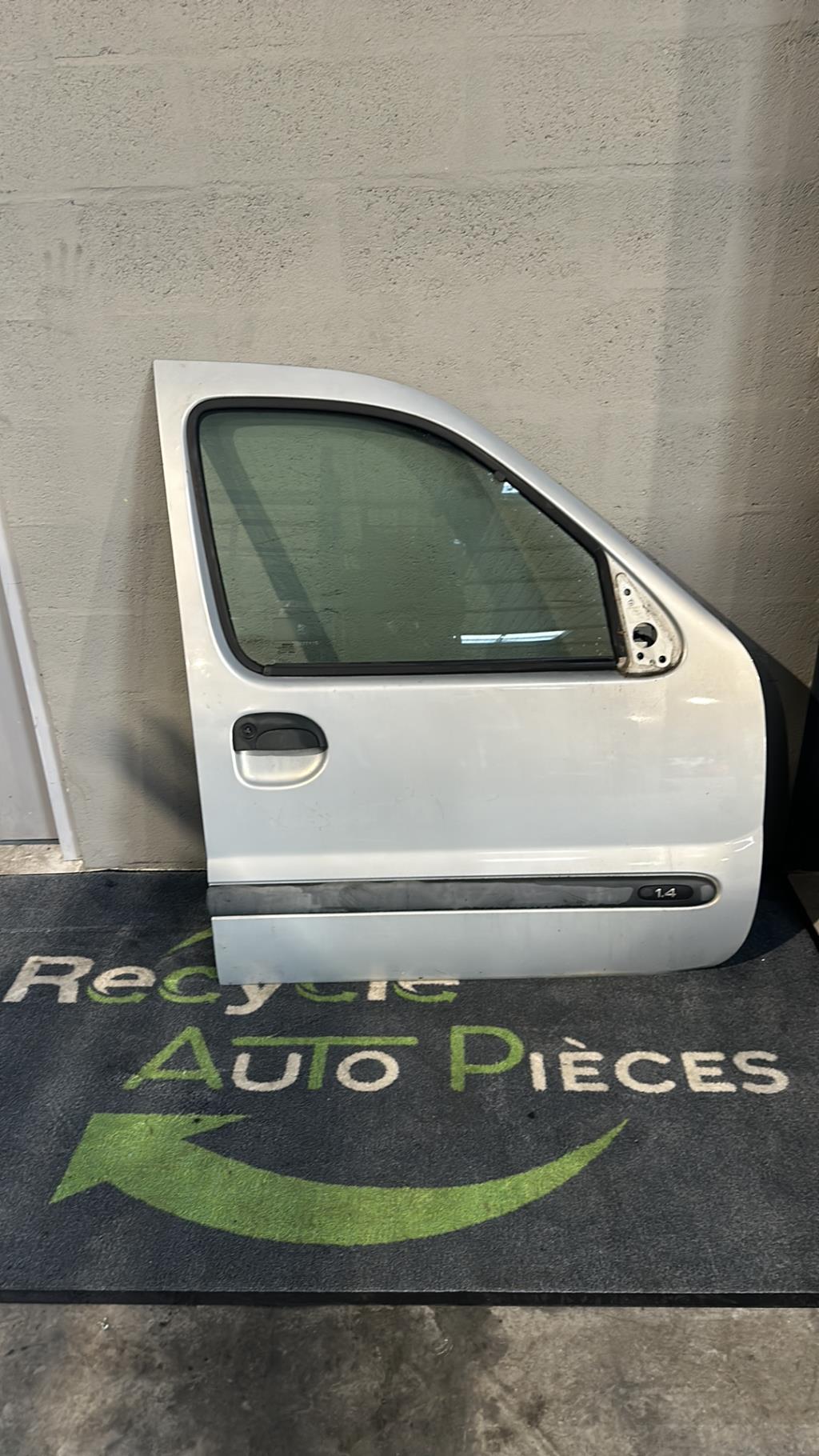 Porte avant droit RENAULT KANGOO 1 PHASE 1 Essence - 1