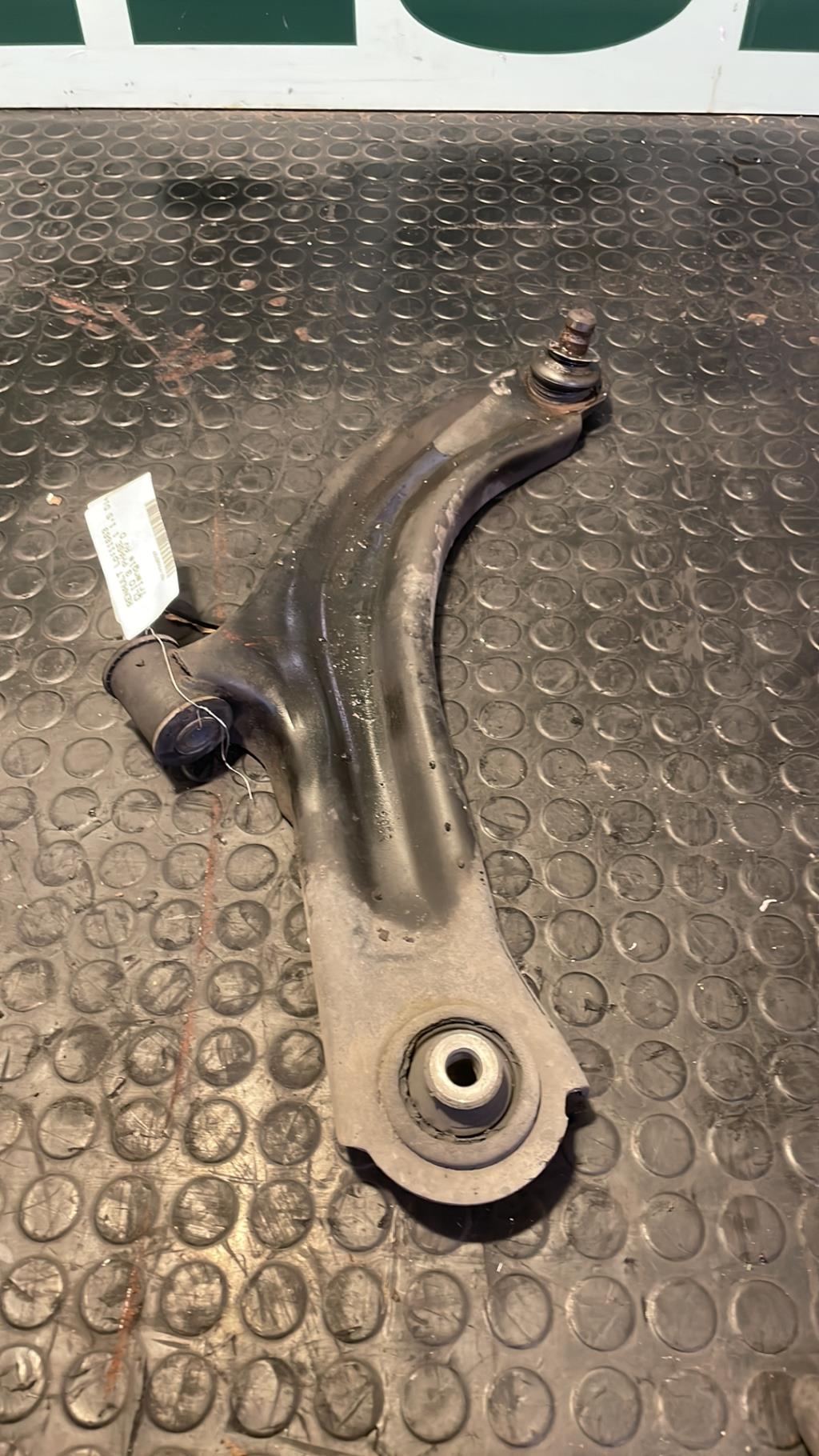 Triangle avant droit RENAULT CLIO 3 PHASE 1 Diesel - 1