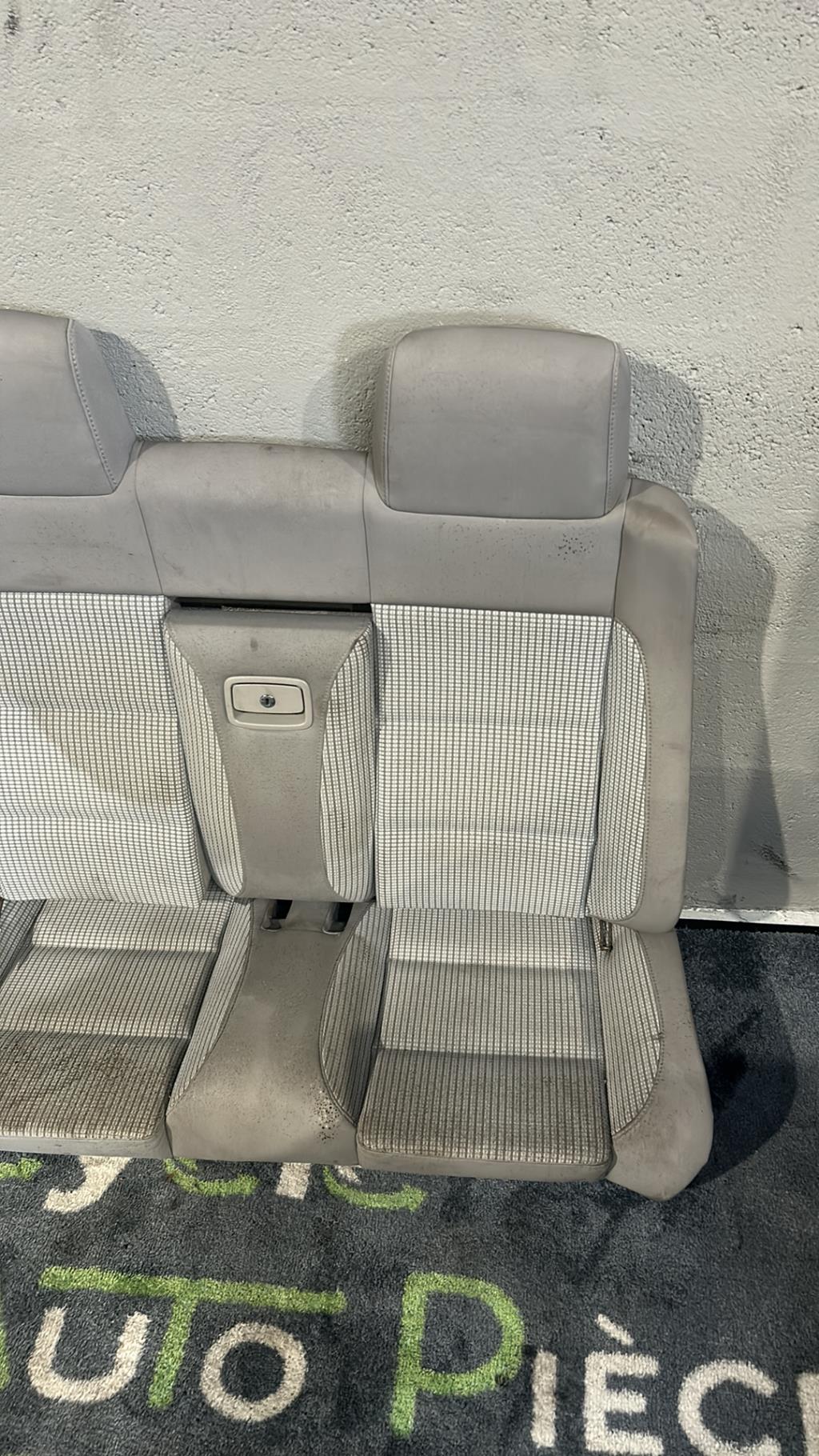 Banquette arriere VOLKSWAGEN EOS CABRIO PHASE 1 Diesel - 1