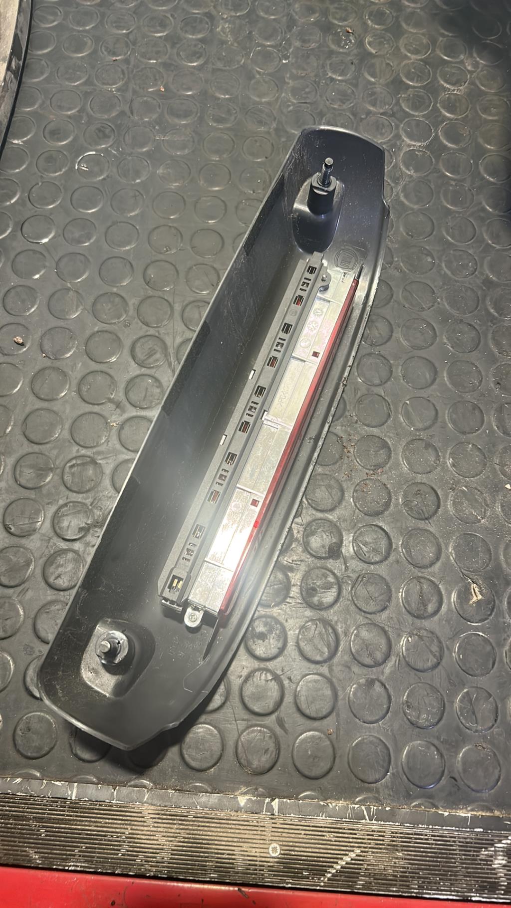 Feu arriere stop central CITROEN NEMO Diesel - 1